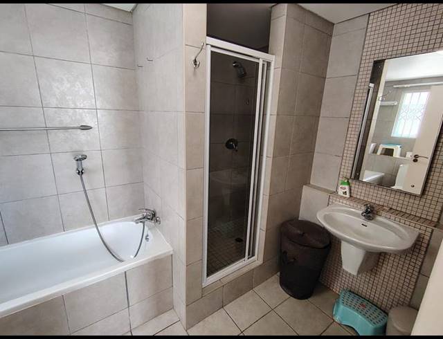 3 BEDROOM APARTMENT FOR SALE IN NEW TOWN CENTRE